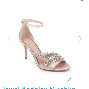 Jewel Badgley Kailee Embellished Pump